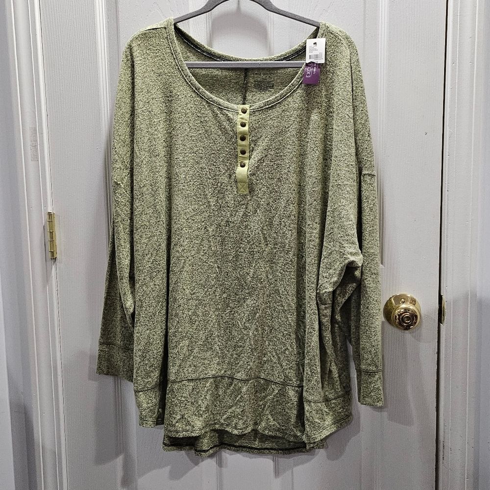 NWT Lane Bryant Yellow Green Super Soft Black Space Dye Tunic 26/28